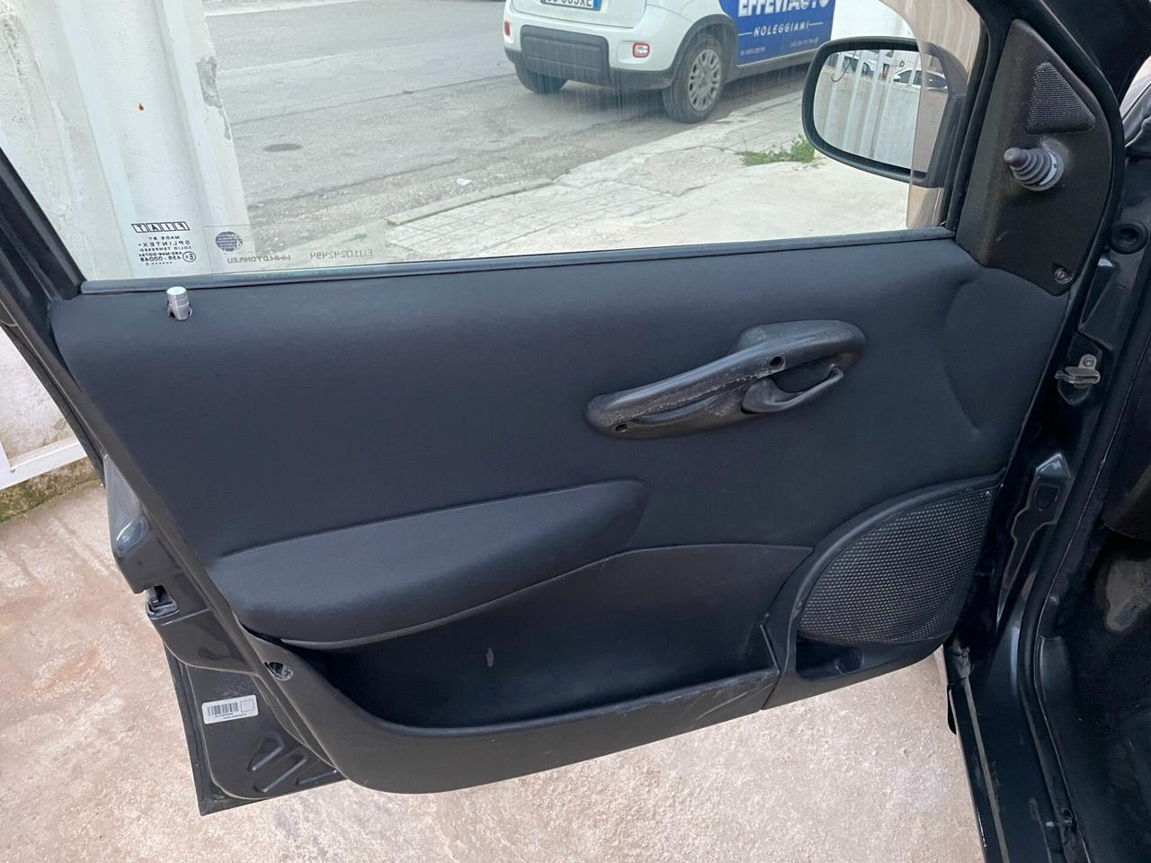 FIAT PUNTO 1.3MJT 69CV AFFARI FINE ANNO