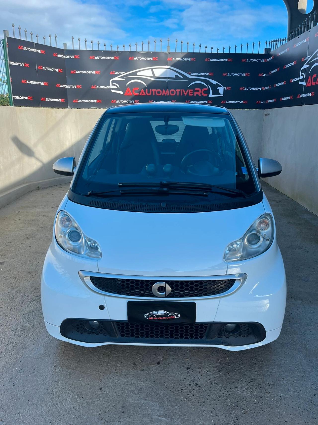 Smart ForTwo 1000 52 kW MHD coupé passion