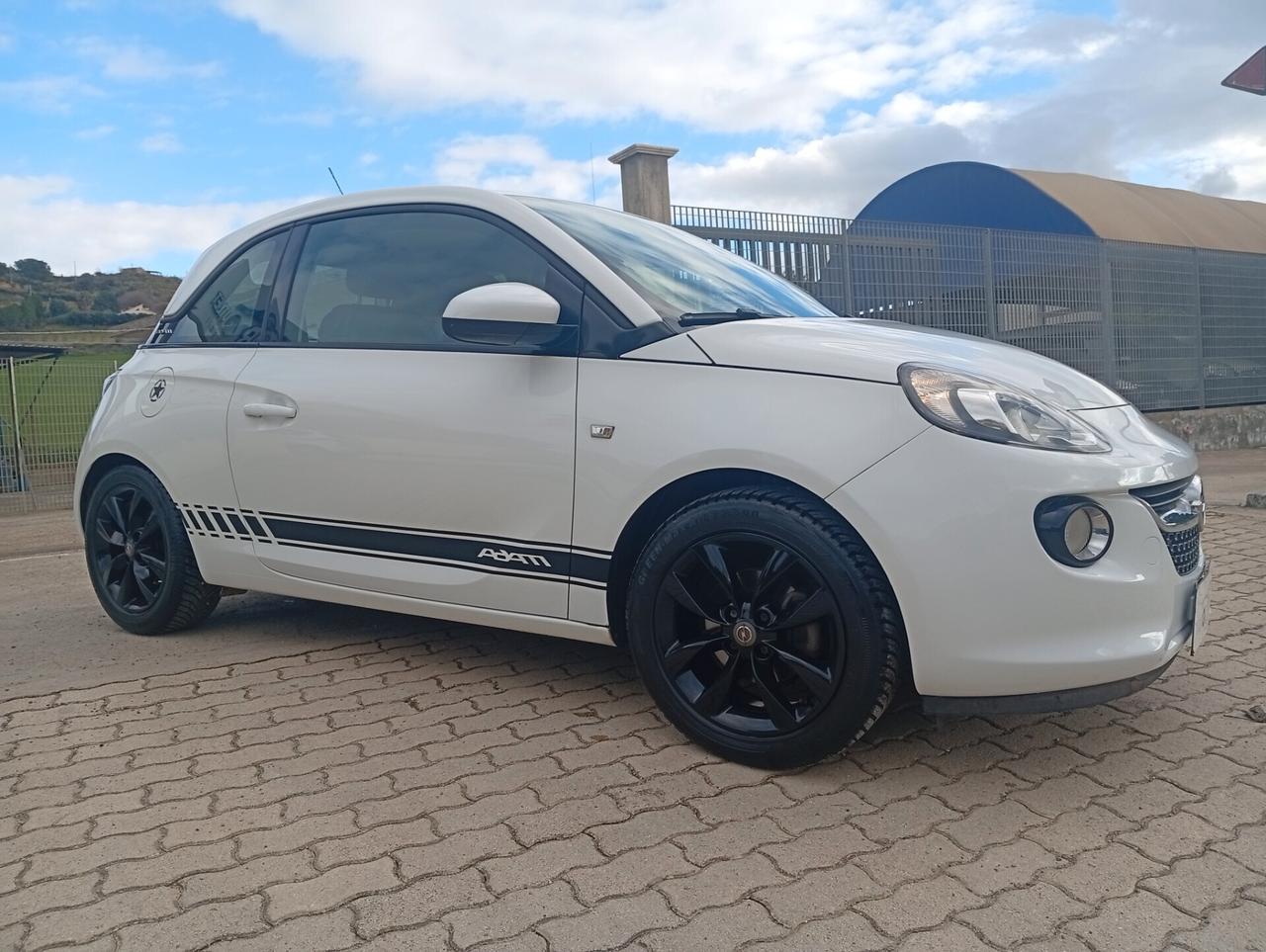 Opel Adam 1.2 70 CV Jam