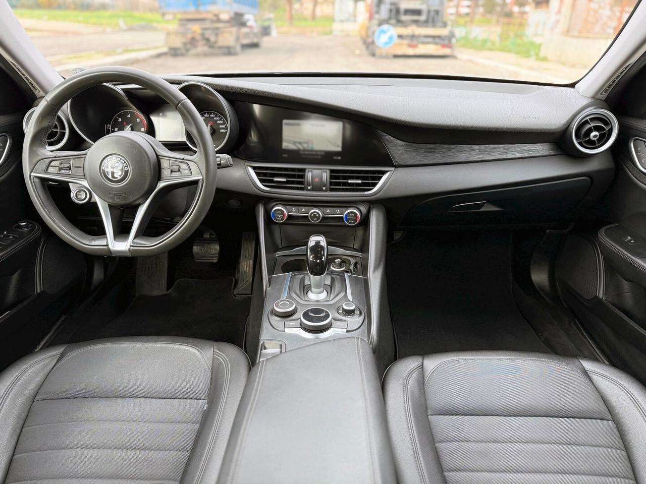 Alfa Romeo Giulia 2.2 Turbodiesel 160cv AT8 Super - 2020 - garanzia rate permute