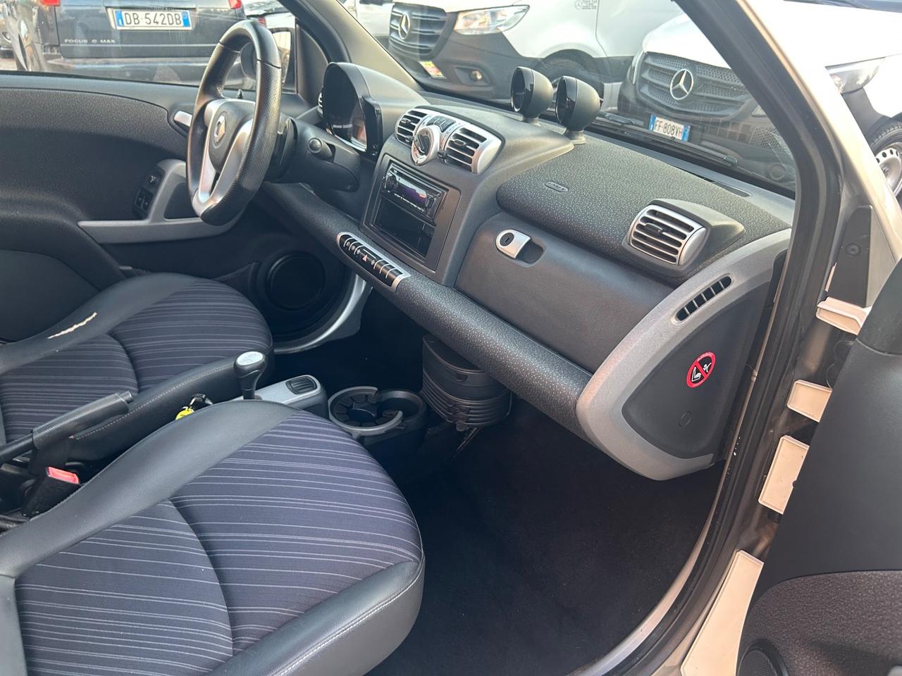 Smart ForTwo 1000 62 kW coupé passion