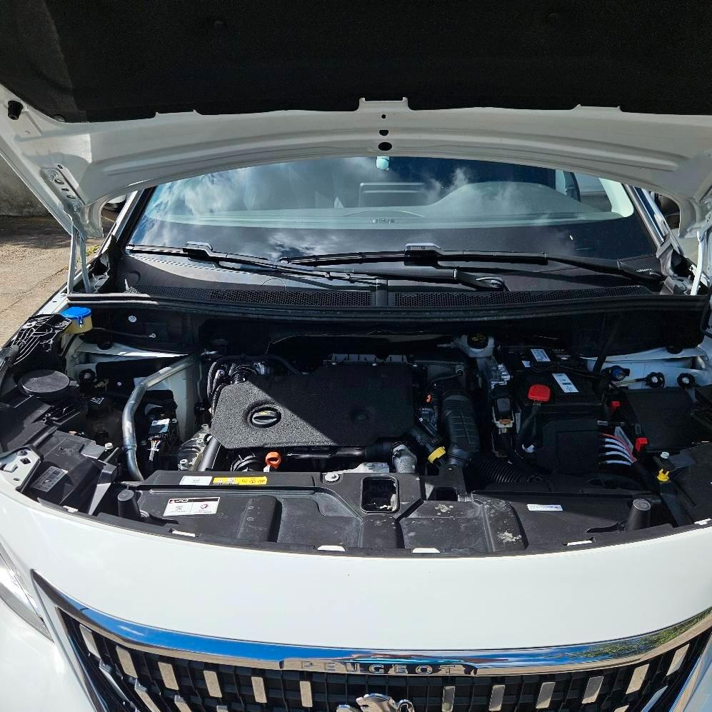 Peugeot 3008 HDi 130cv EAT8 2020 NAV+RETROCAMERA