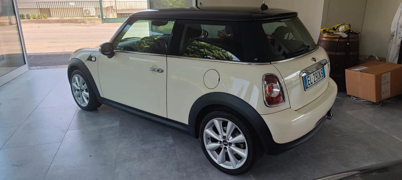 Mini Cooper Coupe 1.6 Coupé