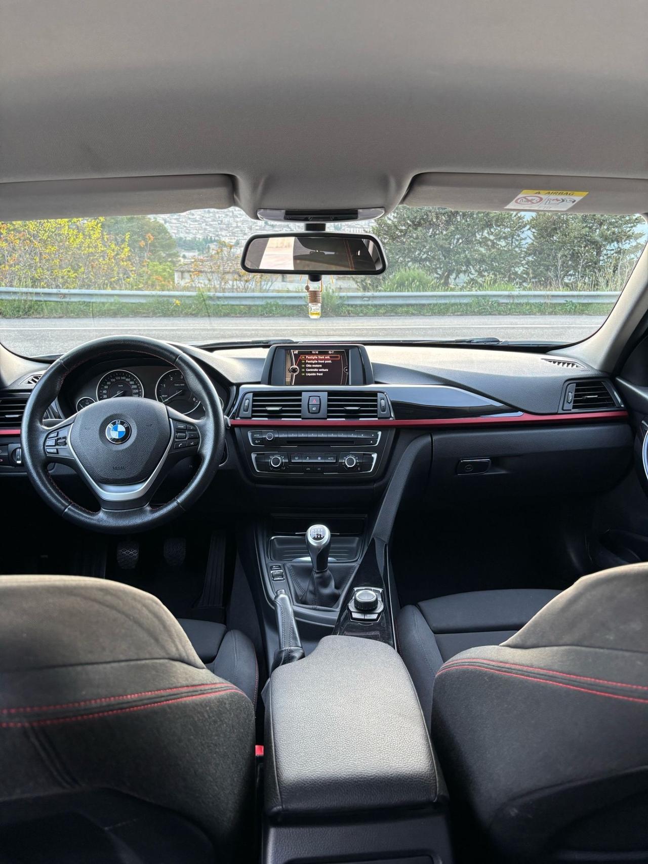 BMW 320D TOURING SPORT XDRIVE 2013