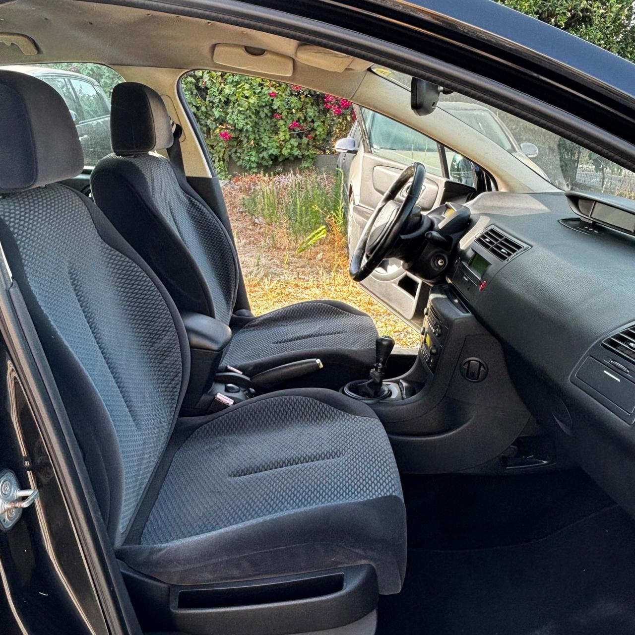 Citroen C4 1.6 HDi 90CV Elegance