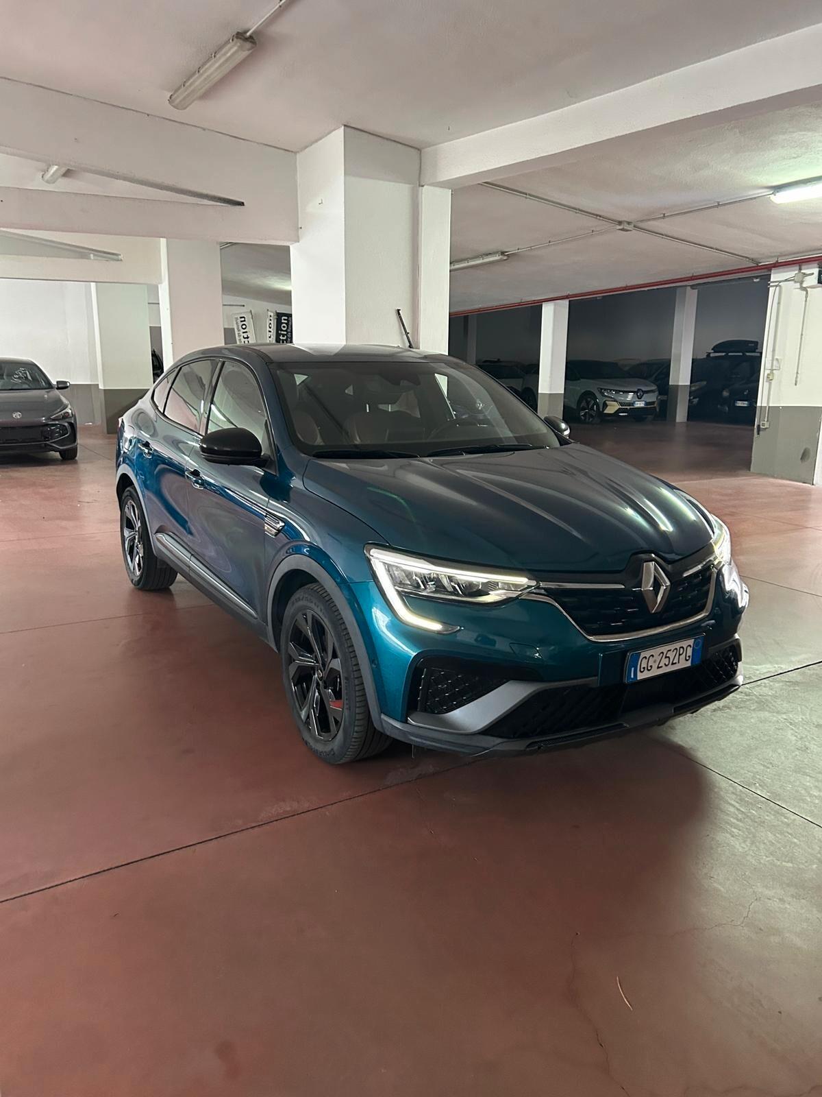 Renault Arkana Hybrid E-Tech 145 CV R.S. Line