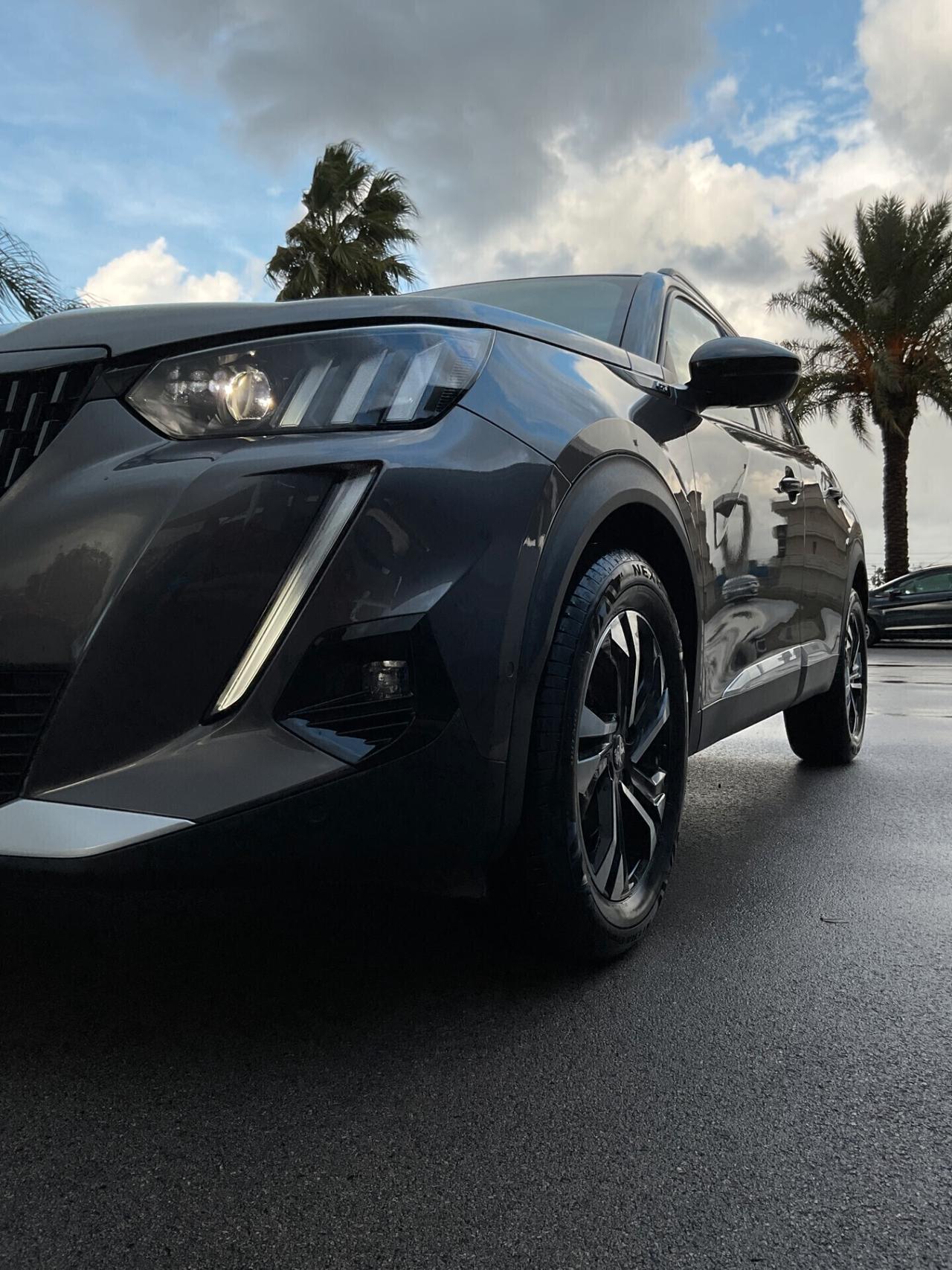 Peugeot 2008 BlueHDi 100 S&S GT LINE EAT8