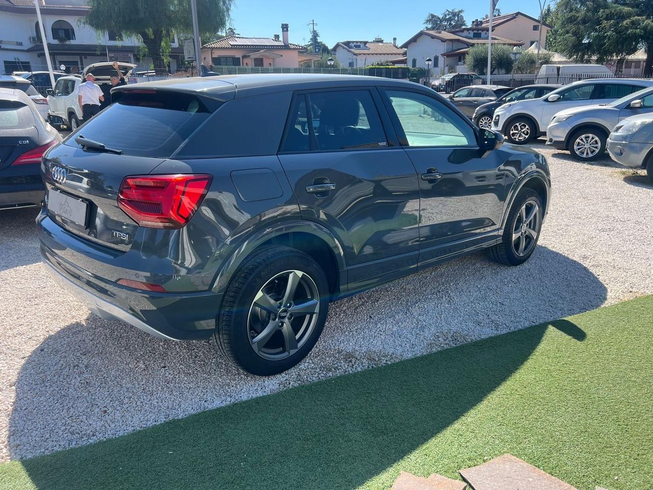 Audi Q2 30 TFSI S tronic