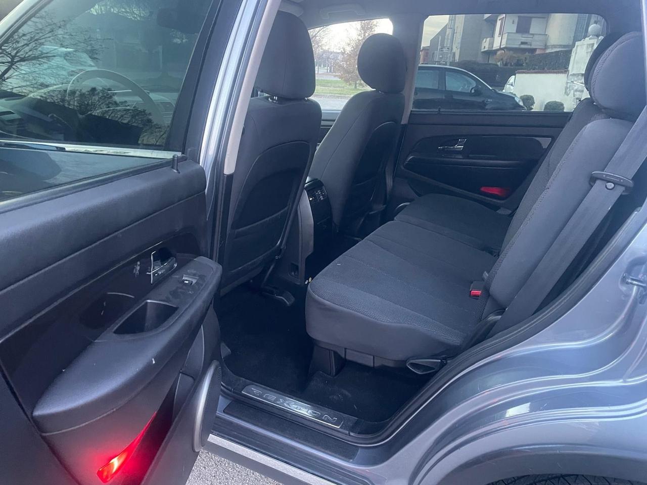 Ssangyong Rexton W 2.0 Xdi 4x4 2013