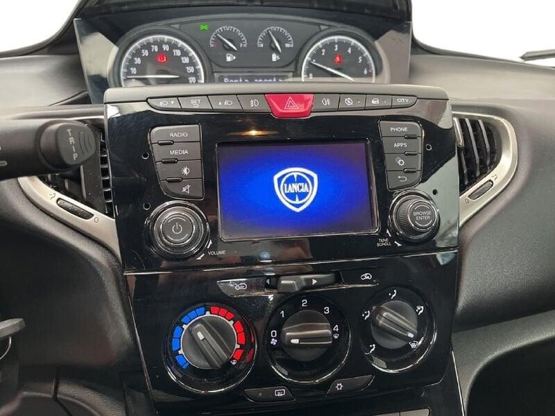 Lancia Ypsilon III 2015 1.0 hybrid Gold s&s 70cv