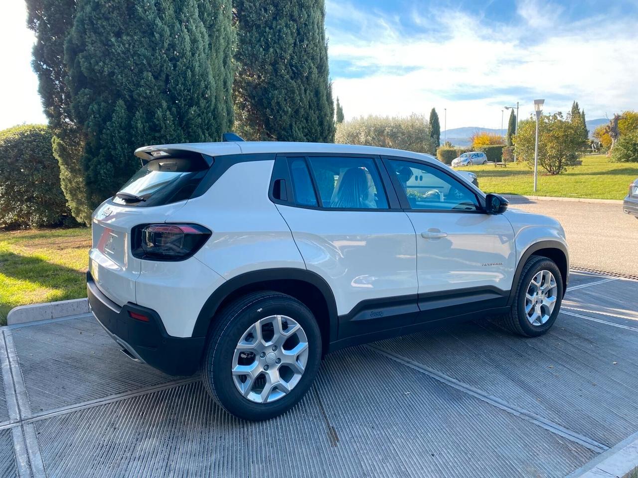 Jeep Avenger 1.2 Turbo 100 CV MHEV Altitude