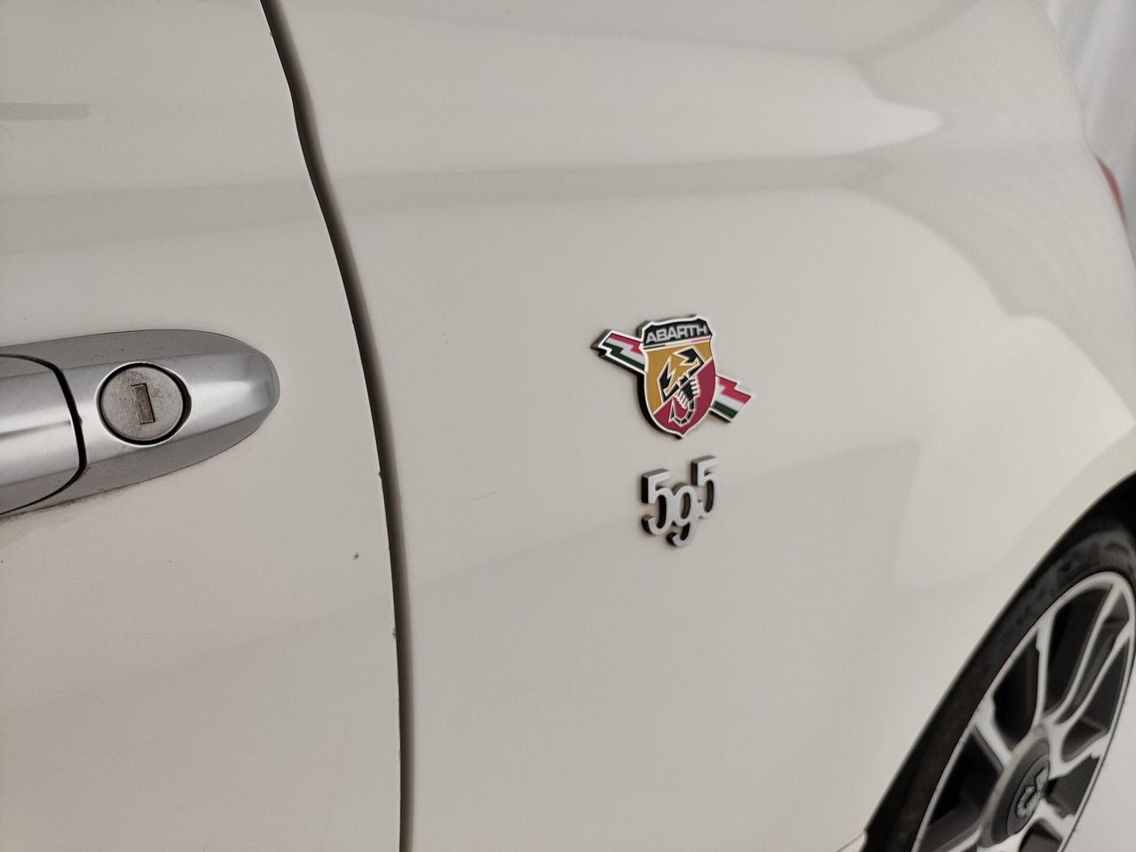 Abarth 595 1.4 Turbo T-Jet 165 CV Turismo