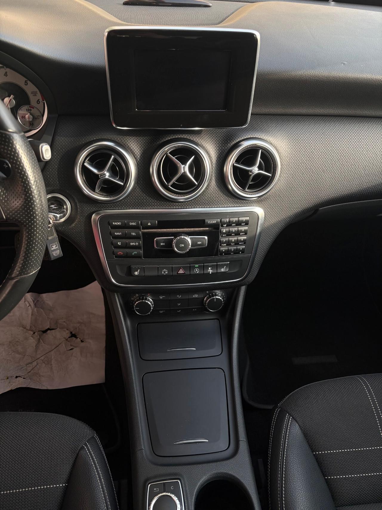 Mercedes-benz A 180 d Automatic Premium
