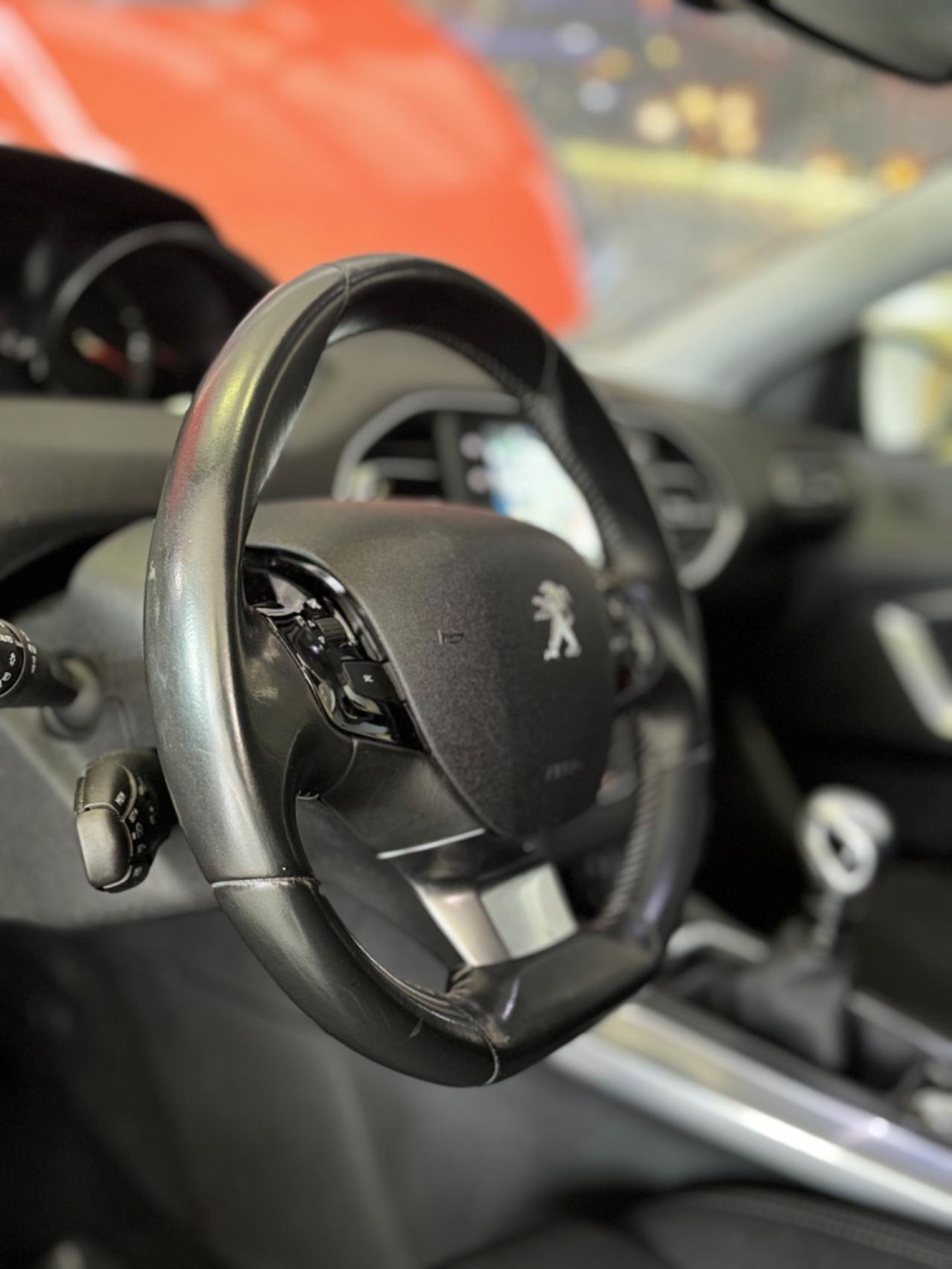 Peugeot 308 PureTech Turbo 130 CV FINANZIABILE SENZA ANTICIPO