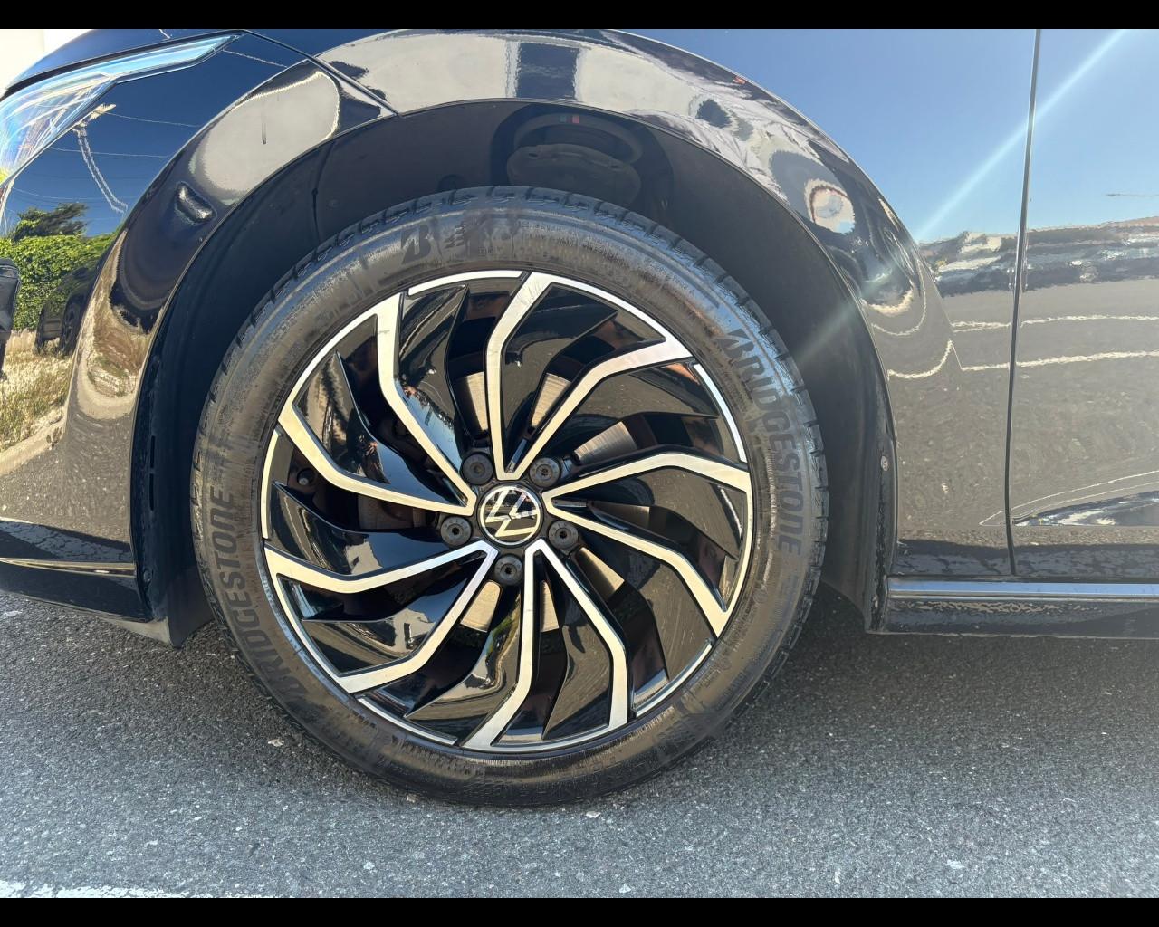 VOLKSWAGEN Golf 8ª serie - Golf 1.0 TSI EVO Life