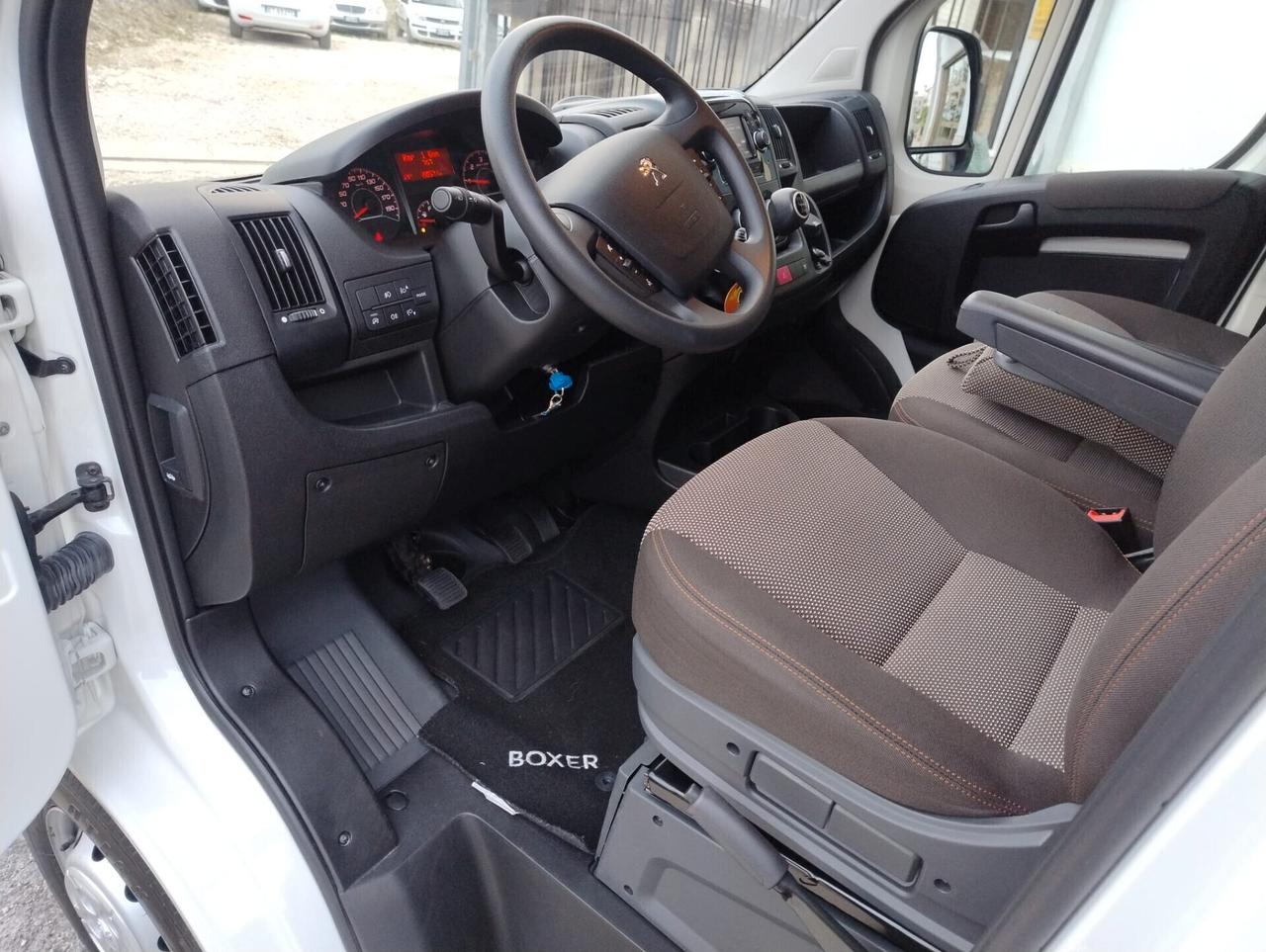 Peugeot Boxer 335 L3H2 2.2 BlueHDI 2020