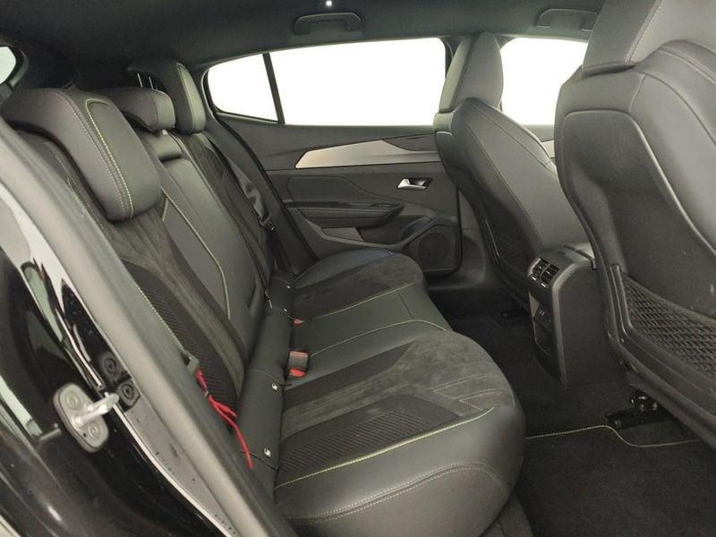 Peugeot 408 Hybrid 145 e-DCS6 GT