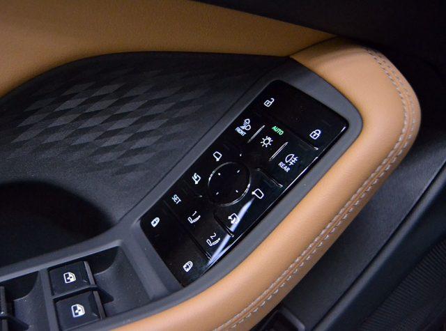 AUDI A6 Avant TFSI 270 kW S Tronic Quattro S Line Edition