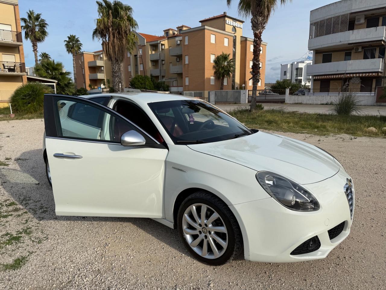 Alfa Romeo Giulietta 1.6 JTDm-2 105 CV Distinctive
