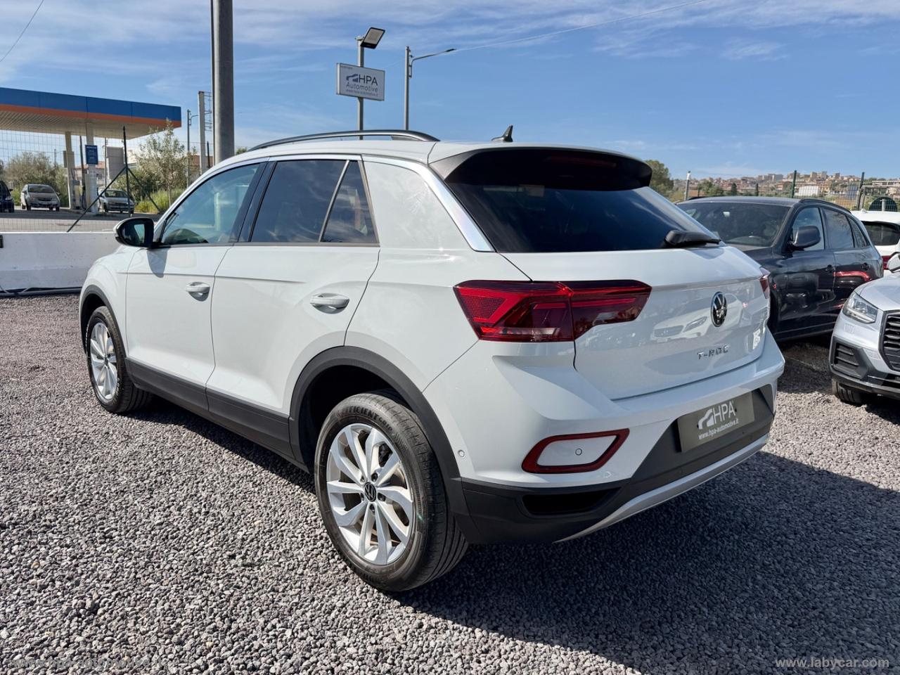 VOLKSWAGEN T-Roc 2.0TDI LED CARPLAY PARK ASSIST ACC