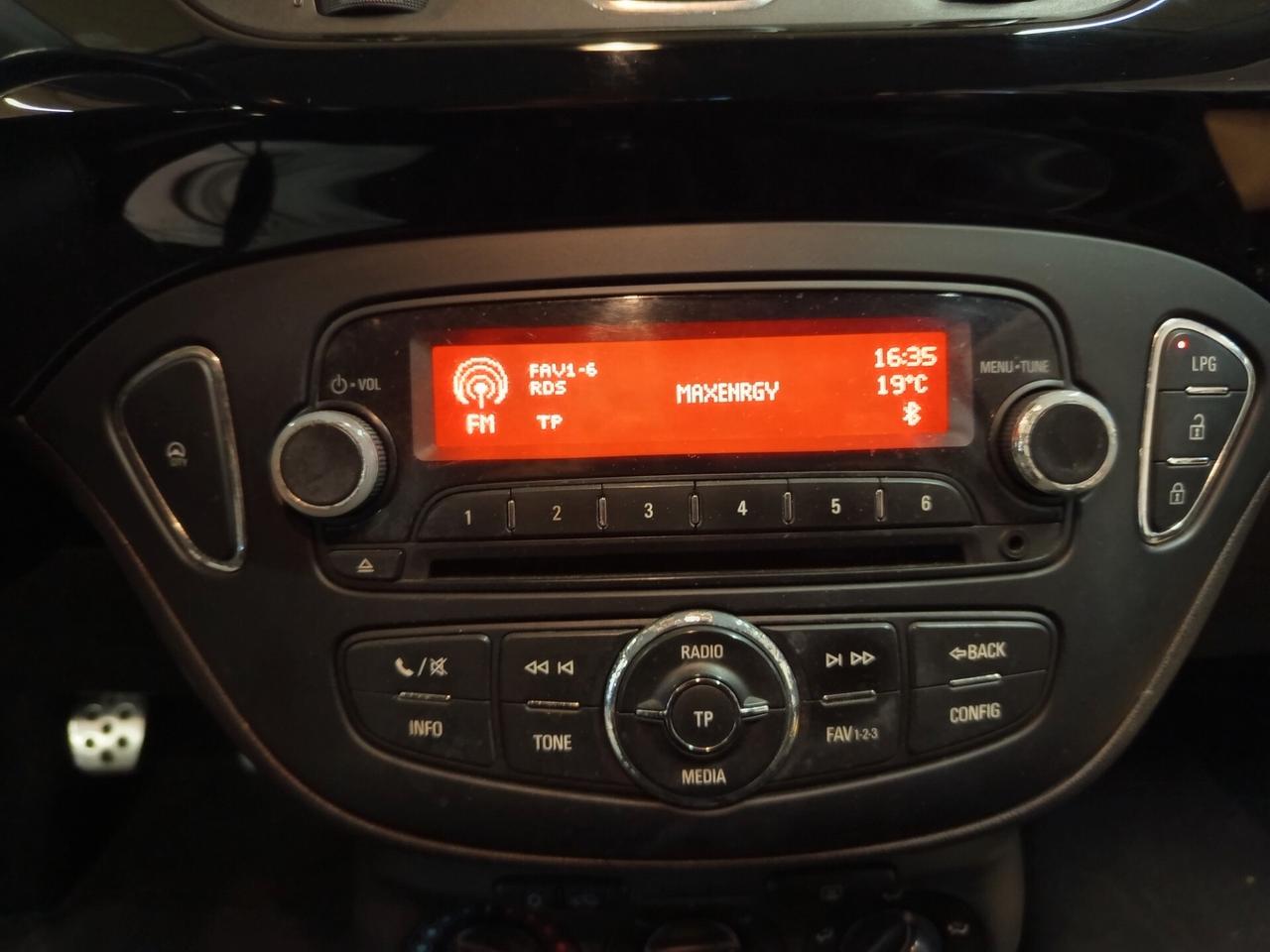 Opel Corsa 1.4 90CV GPL Tech 5 porte Innovation