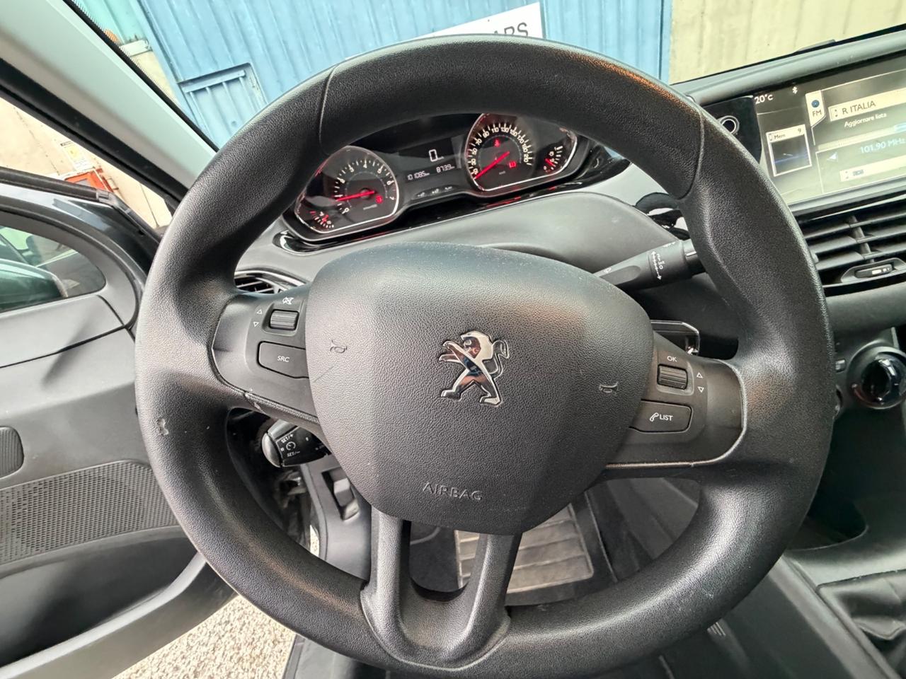 Peugeot 208 PureTech 82 5 porte Access