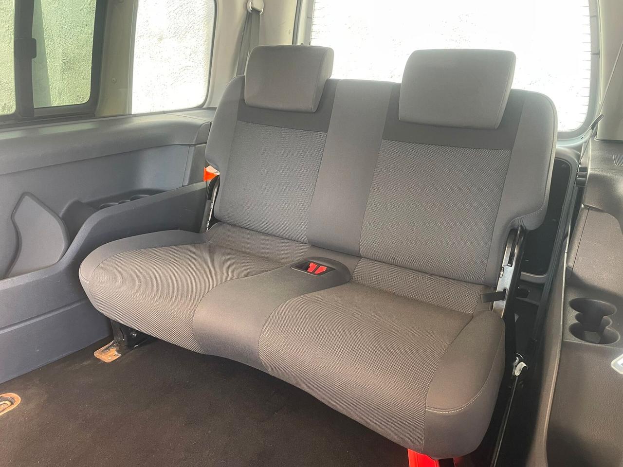 Volkswagen Caddy 2.0 Ecofuel 5p. Highline Maxi 7 posti