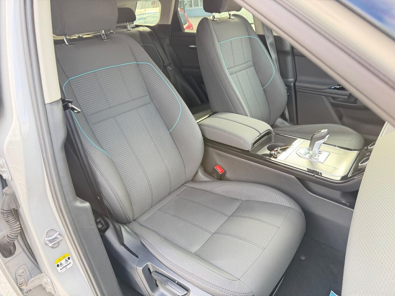 Land Rover Range Evoque 2.0D I4 R-Dynamic HSE