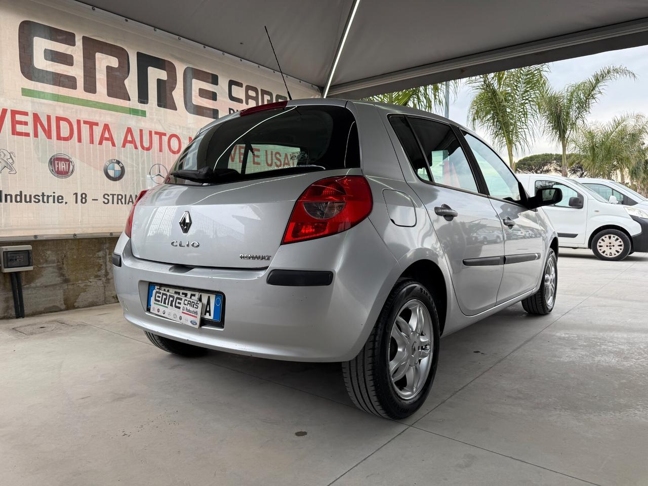 RENAULT CLIO 2007 1.2 BENZINA 75CV 80.000 KM