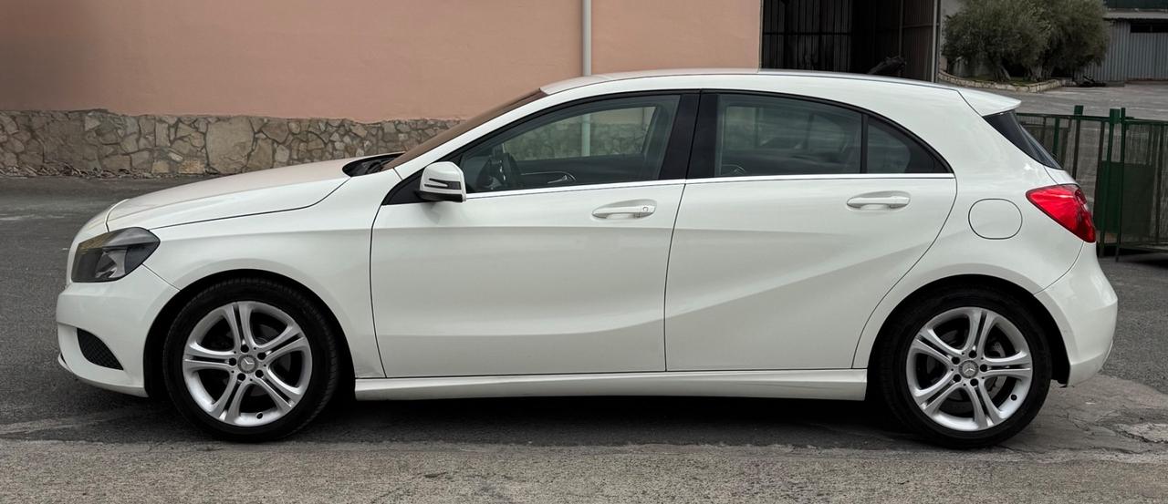 Mercedes-benz A CAMBIO AUTOMATICO/UNICO PROPRIETARIO