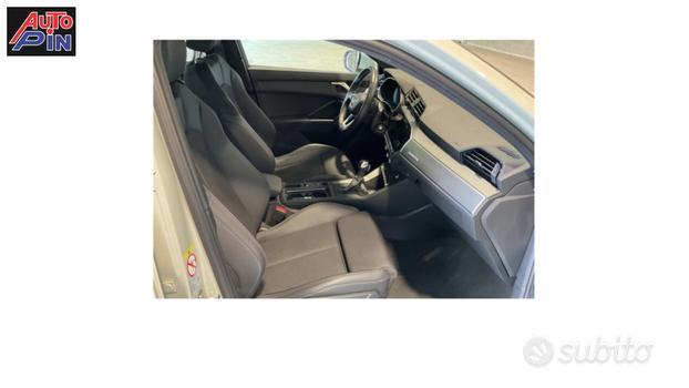Audi Q3 40 TDI quattro S tronic S line editio...