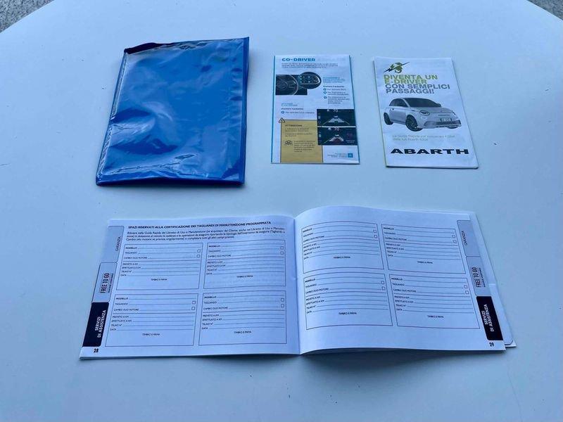 Abarth 500e C Turismo 42 KWH - AZIENDALE