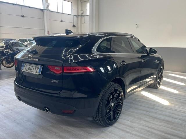 Jaguar F-Pace 3.0 D V6 300 CV AWD aut. S