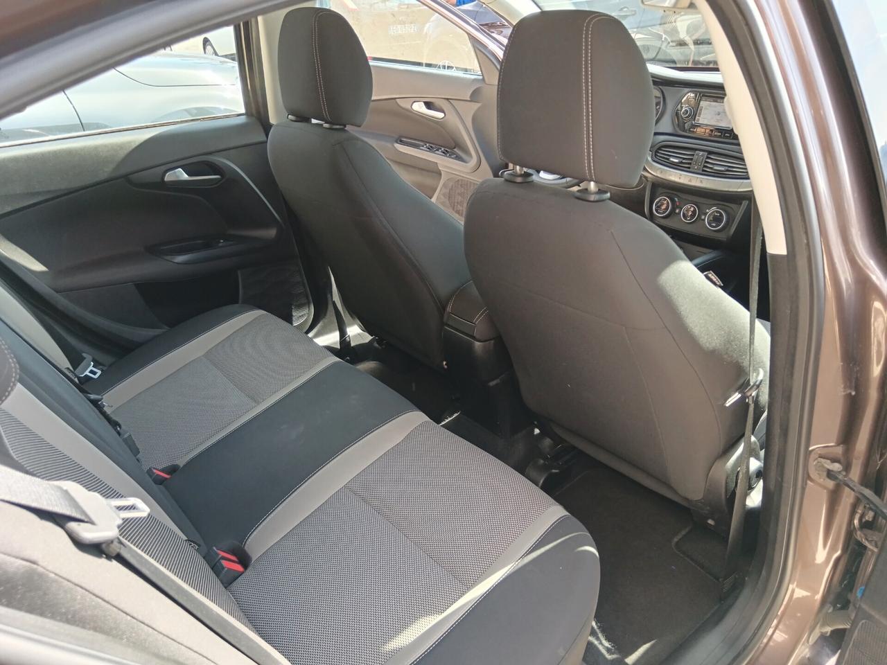 Fiat Tipo 1.6 MJT 120CV 4P NAVI RETROCAMERA