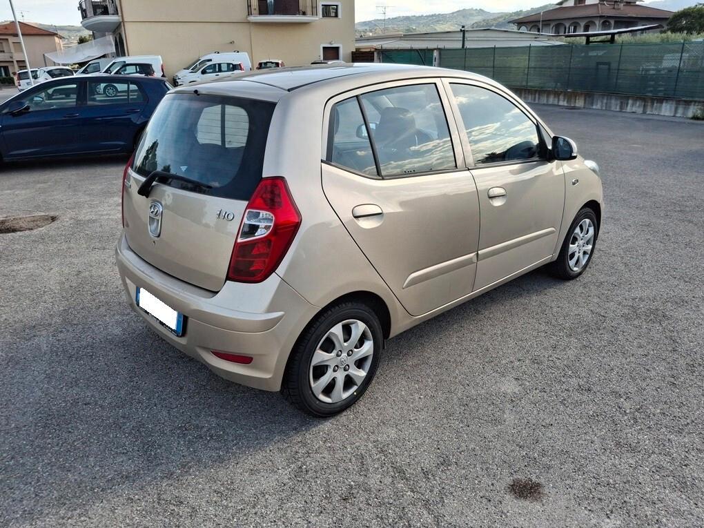 Hyundai i10 1.1 CAMBIO AUTOMATICO