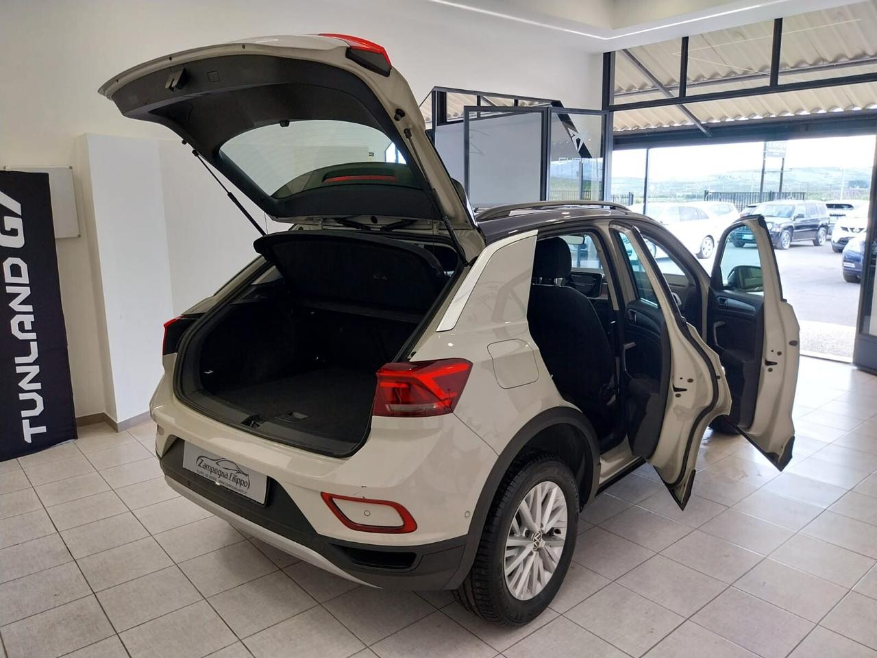 Volkswagen T-Roc 1.0 TSI 110cv ivaesposta 2022