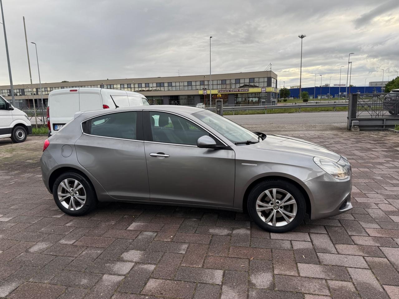 Alfa Romeo Giulietta Alfa Romeo Giulietta
