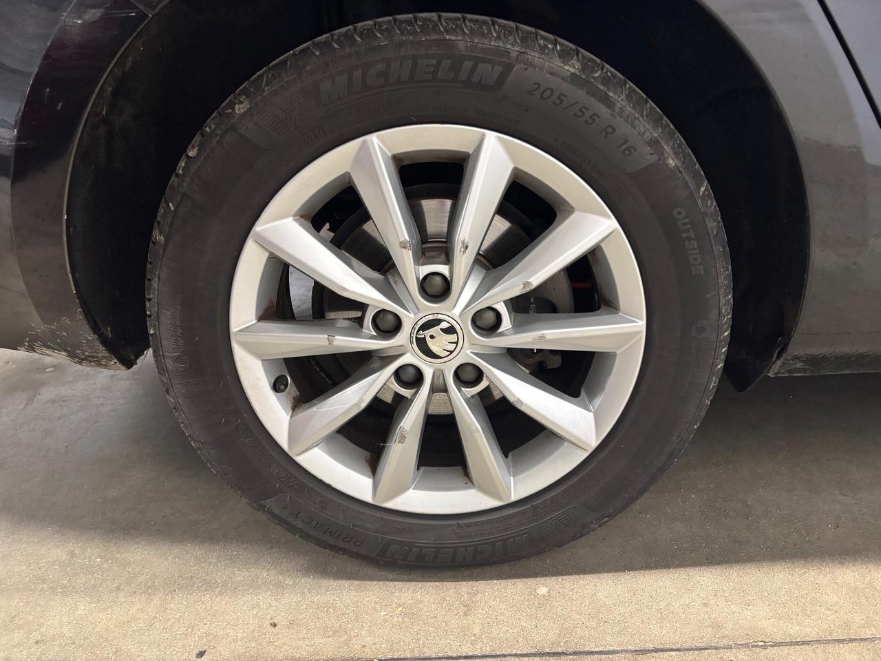 Skoda Octavia 1.4 TSI DSG FULL OPT. G-Tec