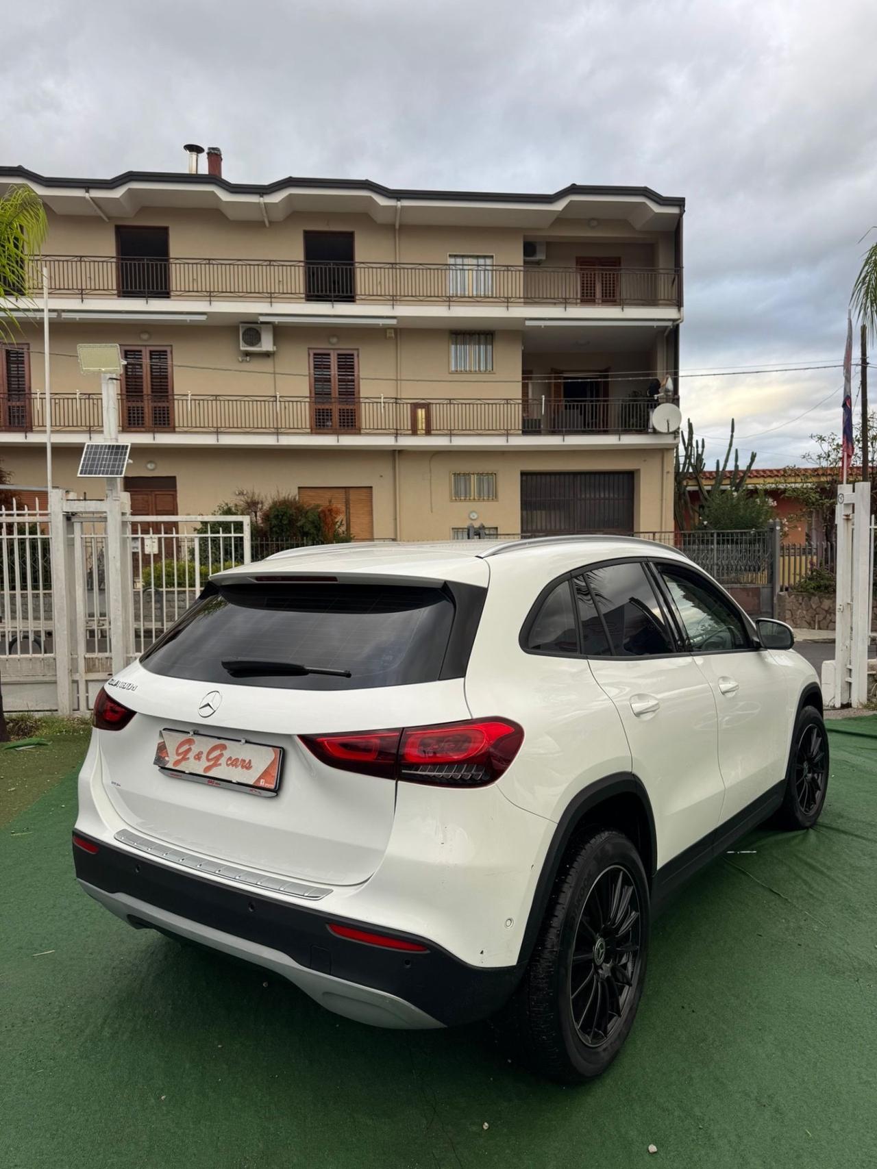 Mercedes-benz GLA 180 d Automatic Business