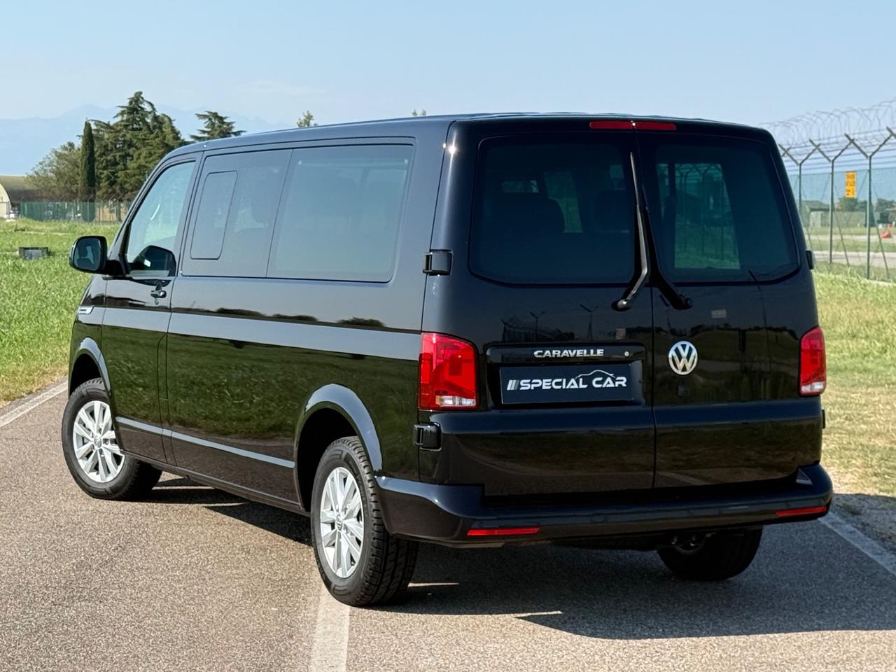 Volkswagen Caravelle 2.0 TDI 150CV "PASSO LUNGO-IVA ESPOSTA-KM 15000 !!!"