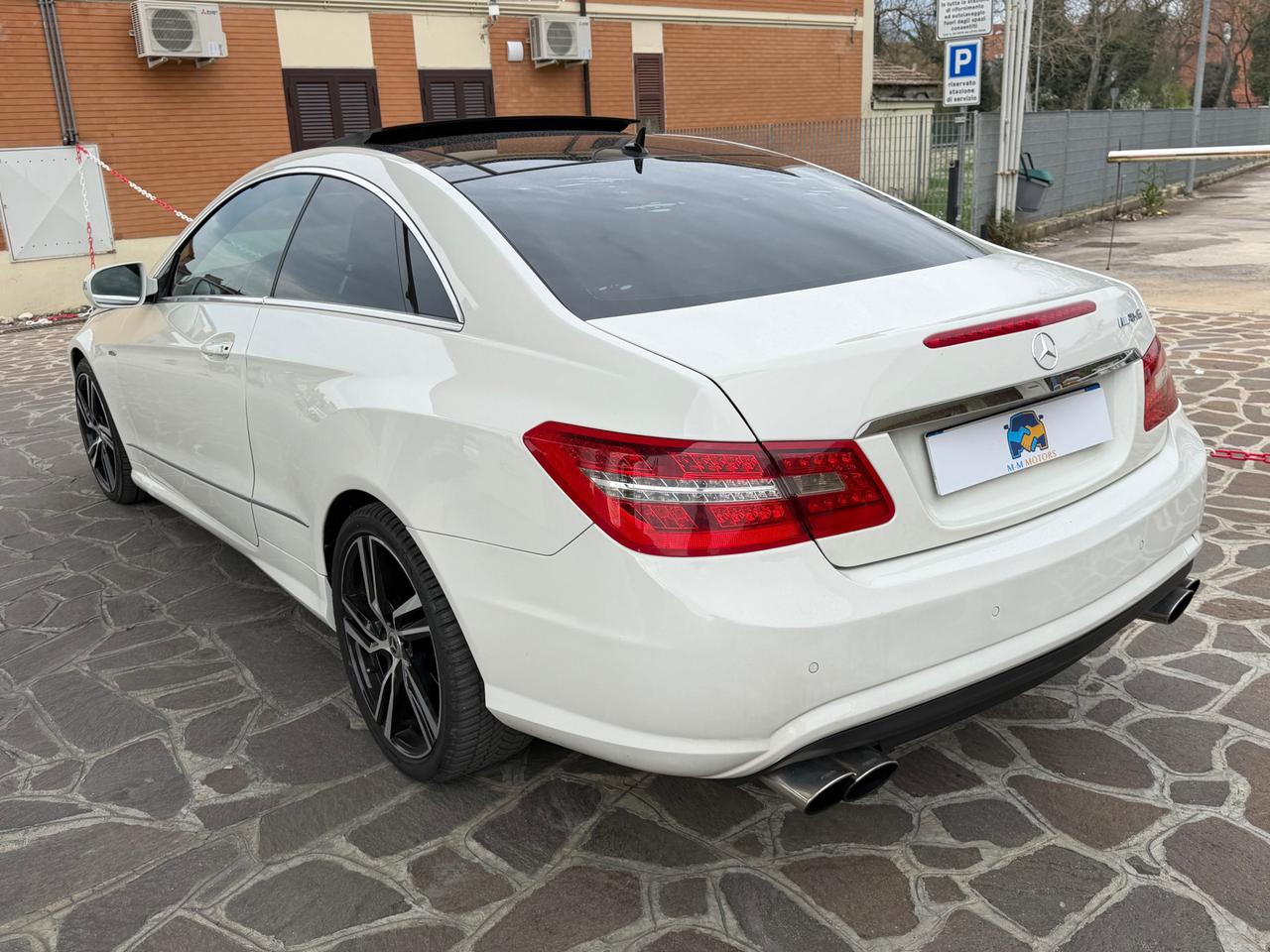 Mercedes E 250 CDI BlueEfficiency Avantgarde Coupe