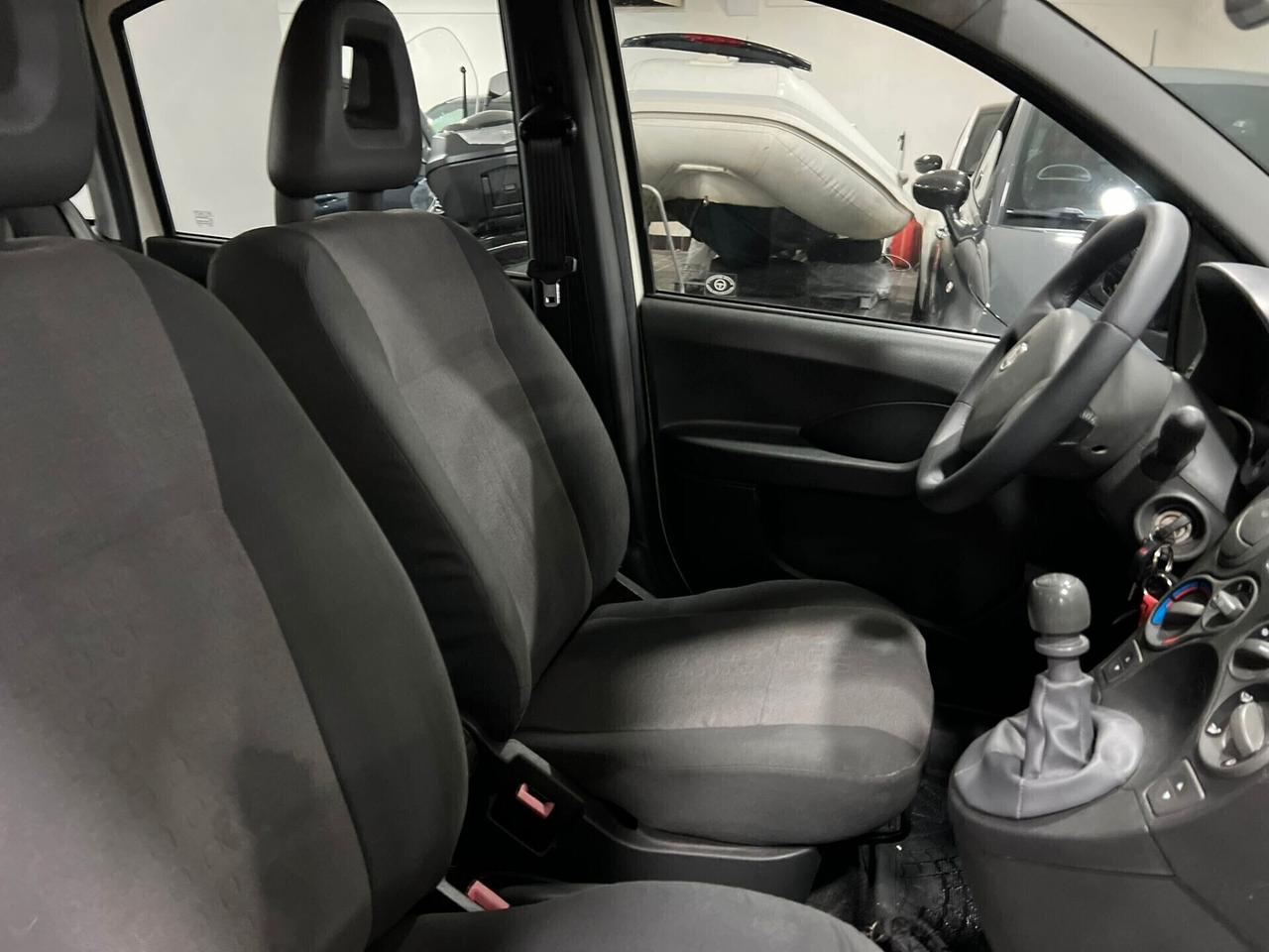 NUOVA FIAT PANDA EMOTION 1.2 BENZ/GPL 70CV EASYPOWER