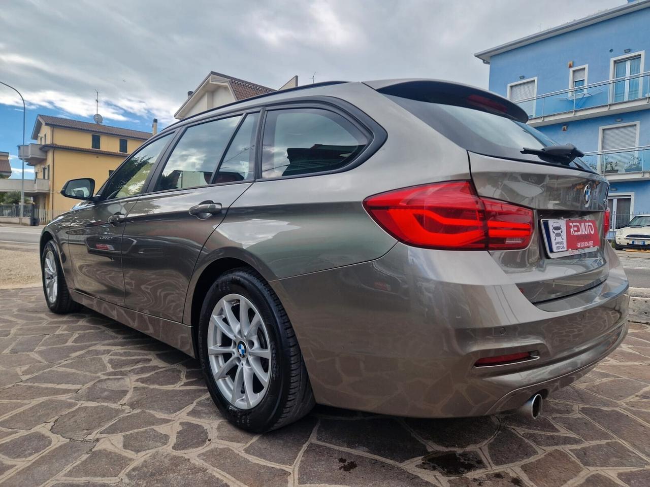 Bmw 318d Touring Business Advantage aut.