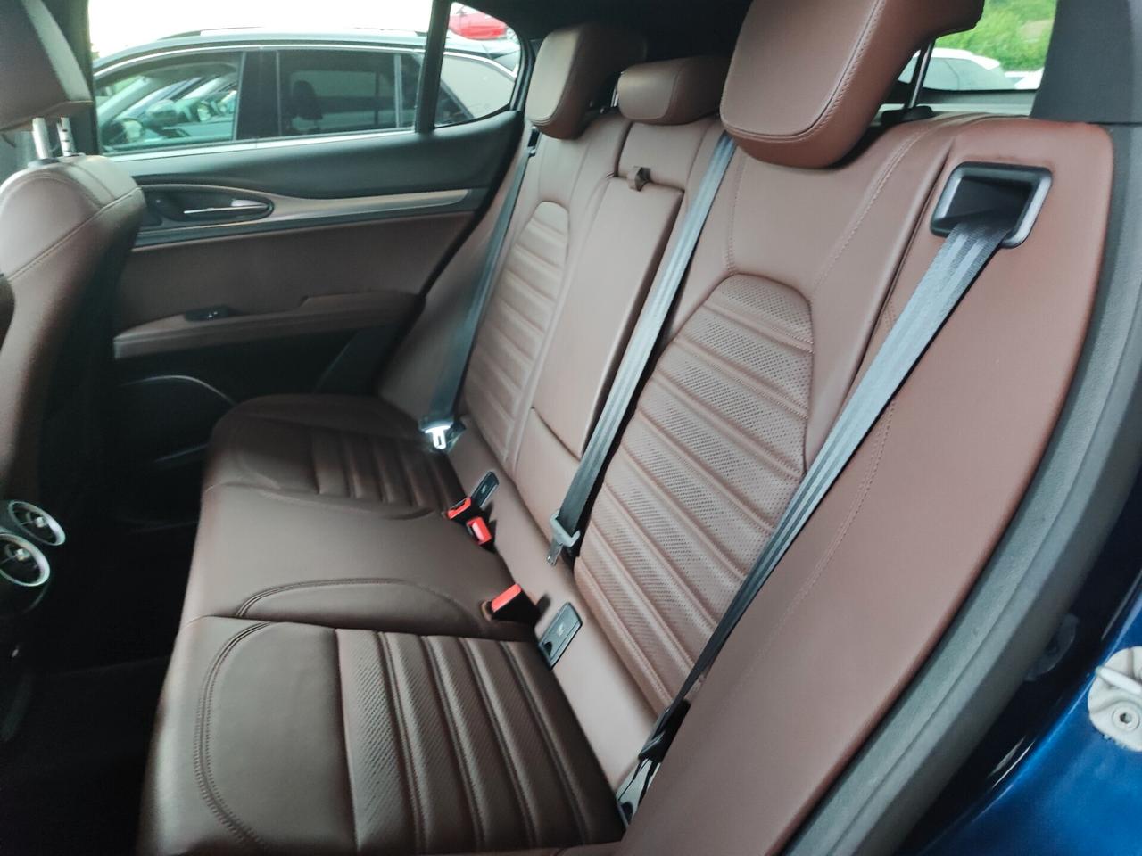 Alfa Romeo Stelvio 2.2 Turbodiesel 210 CV AT8 Q4 Veloce