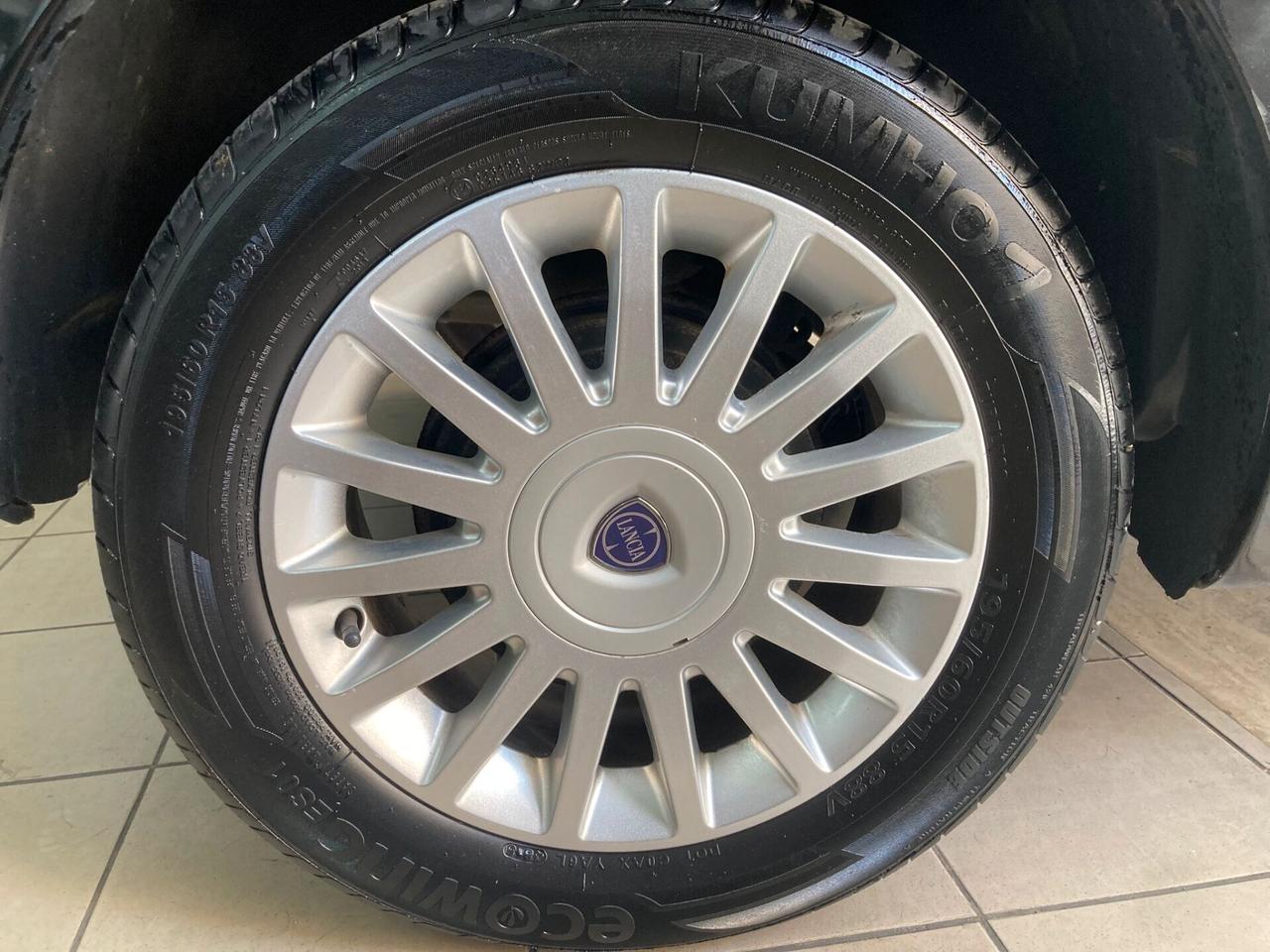 Lancia MUSA 1.3 Mjt -X NEOPATENTATI- 2011