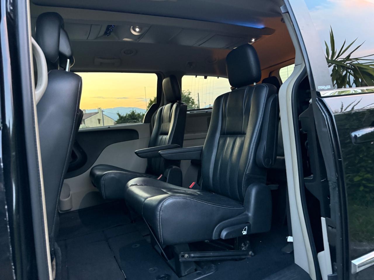Lancia Voyager 2.8 Turbodiesel Platinum 177 CV