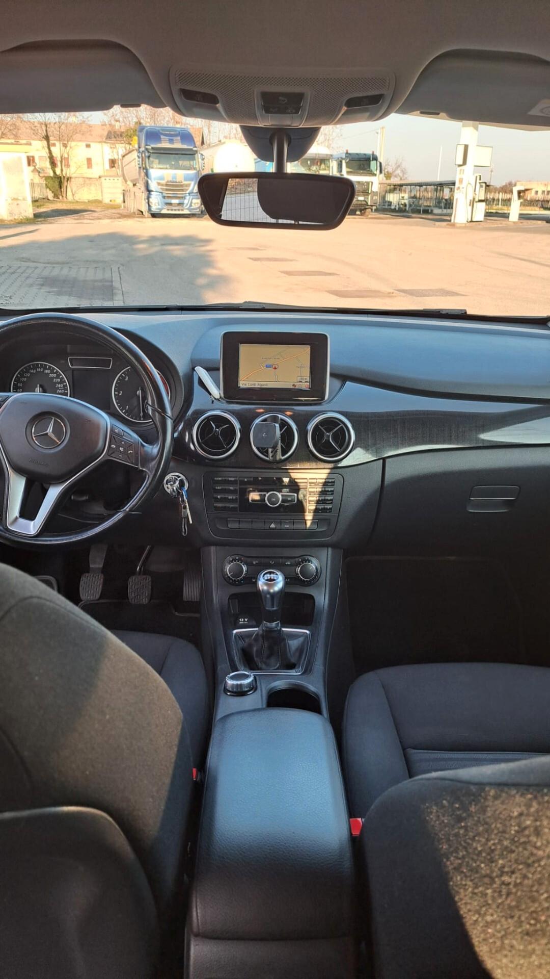 Mercedes-benz B 180 CDI Premium