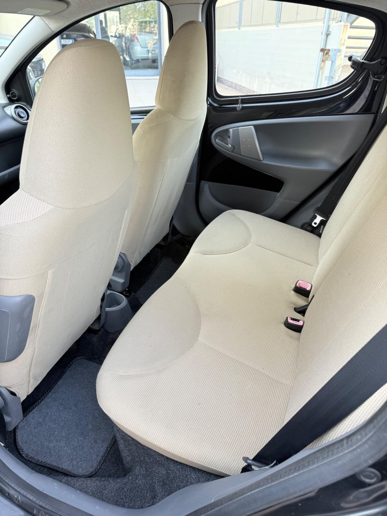 Peugeot 107 1.0 68CV 5p. Plaisir