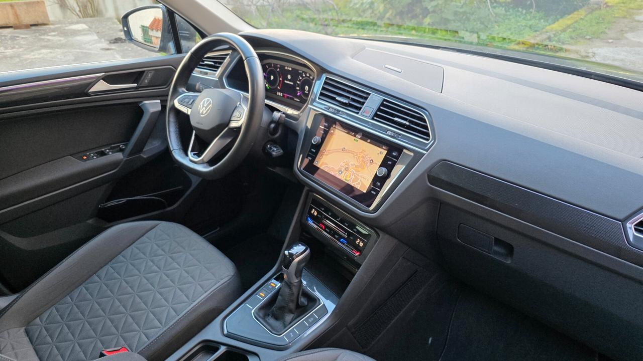 Volkswagen Tiguan 2.0 TDI 150 CV SCR DSG Elegance