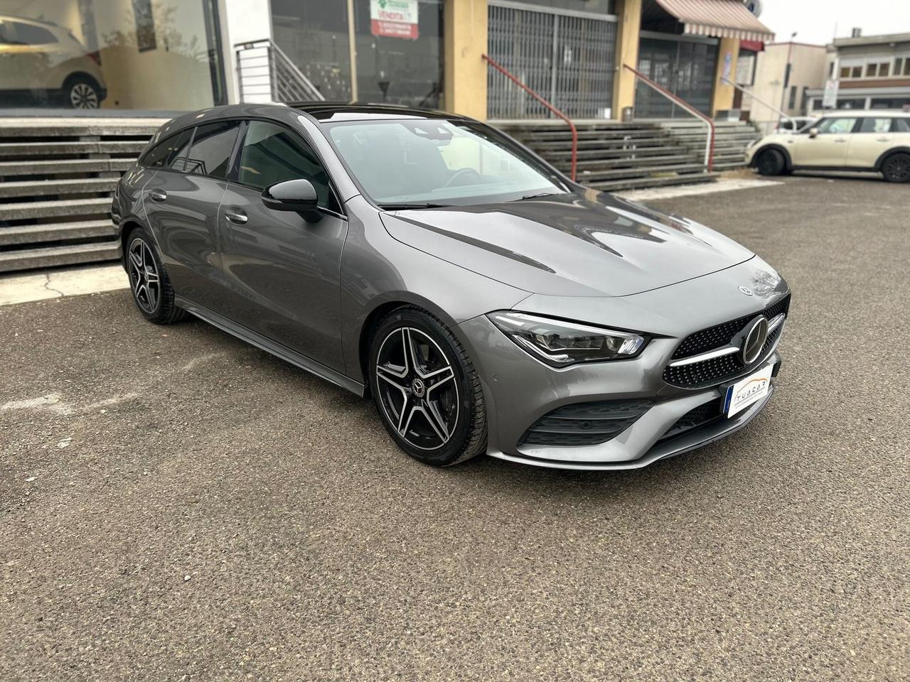 Mercedes-Benz CLA 200 Premium CLA 200 #8756